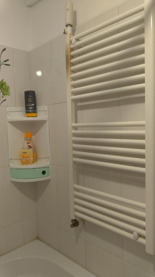 Magic Spot Appartement Boekarest Kamer foto